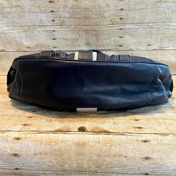 Juicy Couture Vintage Y2K Black Leather Handbag - Picture 7 of 16